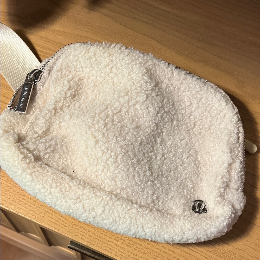 Lululemon White Sherpa Belt Bag